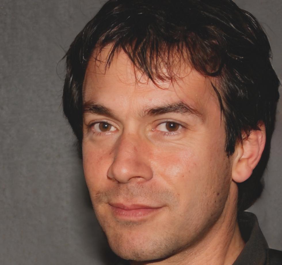 Portrait de Tanguy Beaumont, expert en stratégies d'investissement et optimisation fiscale